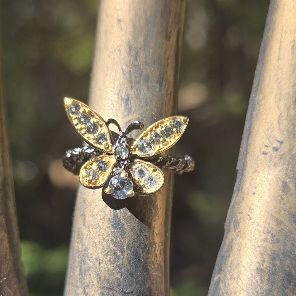 Blue Topaz Natural Gemstone Sterling Rhodium & Gold Butterfly Ring Sz7 - Picture 1 of 10